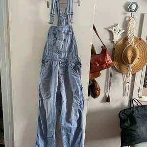 Vintage 90s Carpenter Blue Denim Overalls Levi’s M L Indigo Pale Light wash